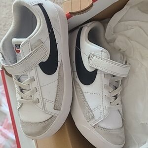 Nike Blazer Low '77